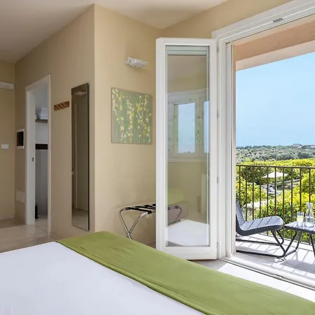 Fiore Di Vendicari - Sicilian Charme, Lemon Grove And Sea Bed & Breakfast *