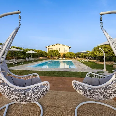 Fiore Di Vendicari - Sicilian Charme, Lemon Grove And Sea Bed & Breakfast Noto